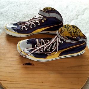 Puma High Top Sneakers with Velcro Size 11.5